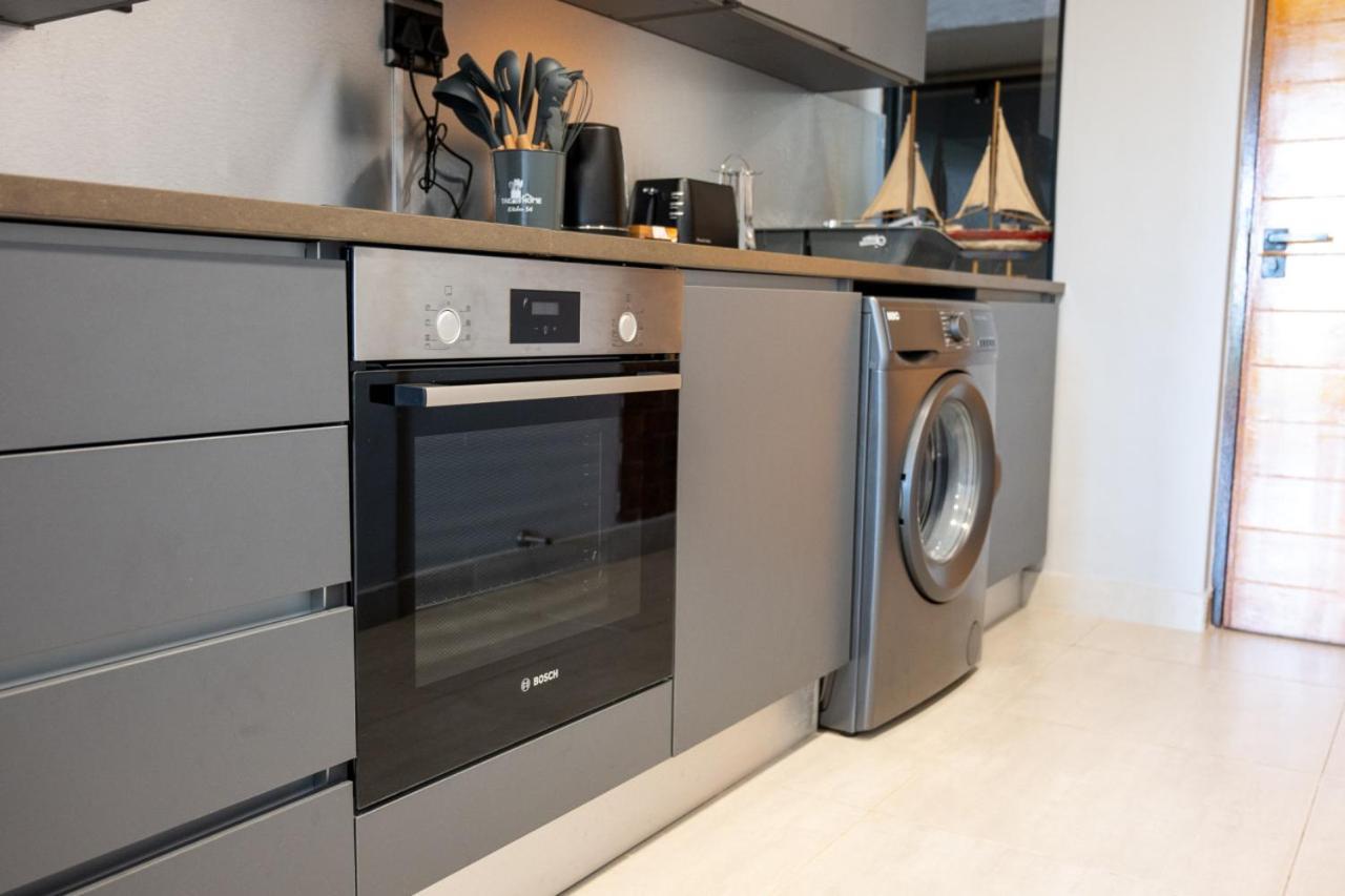 Apartment Lux Onyx 207 In Umhlanga Ridge *