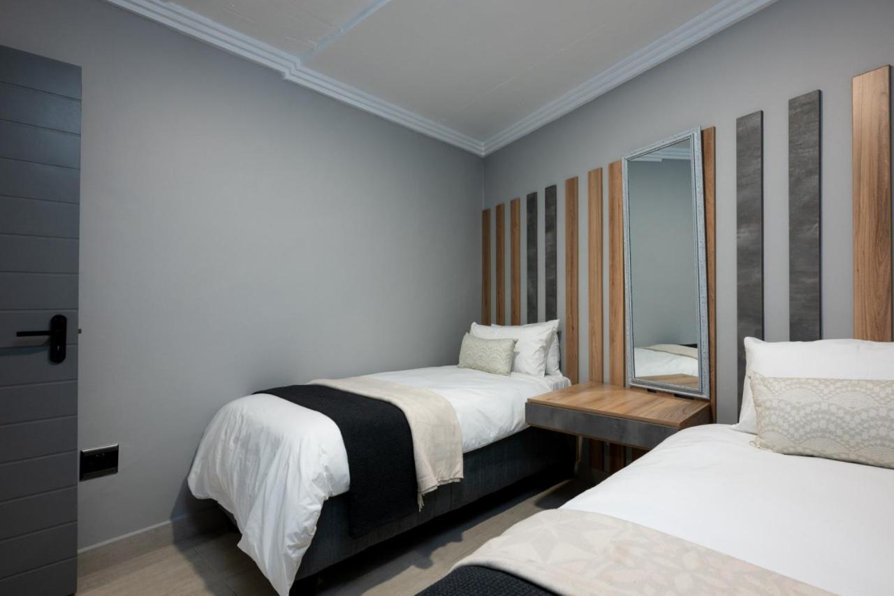 Lux Onyx 207 In Umhlanga Ridge * Durban