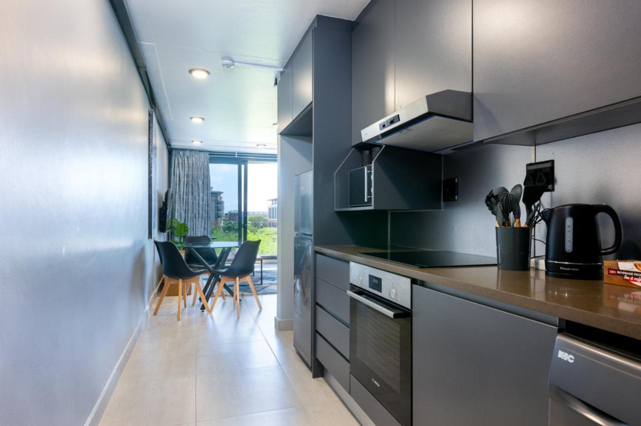 Lux Onyx 207 In Umhlanga Ridge *