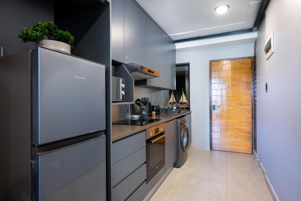 Lux Onyx 207 In Umhlanga Ridge * Durban