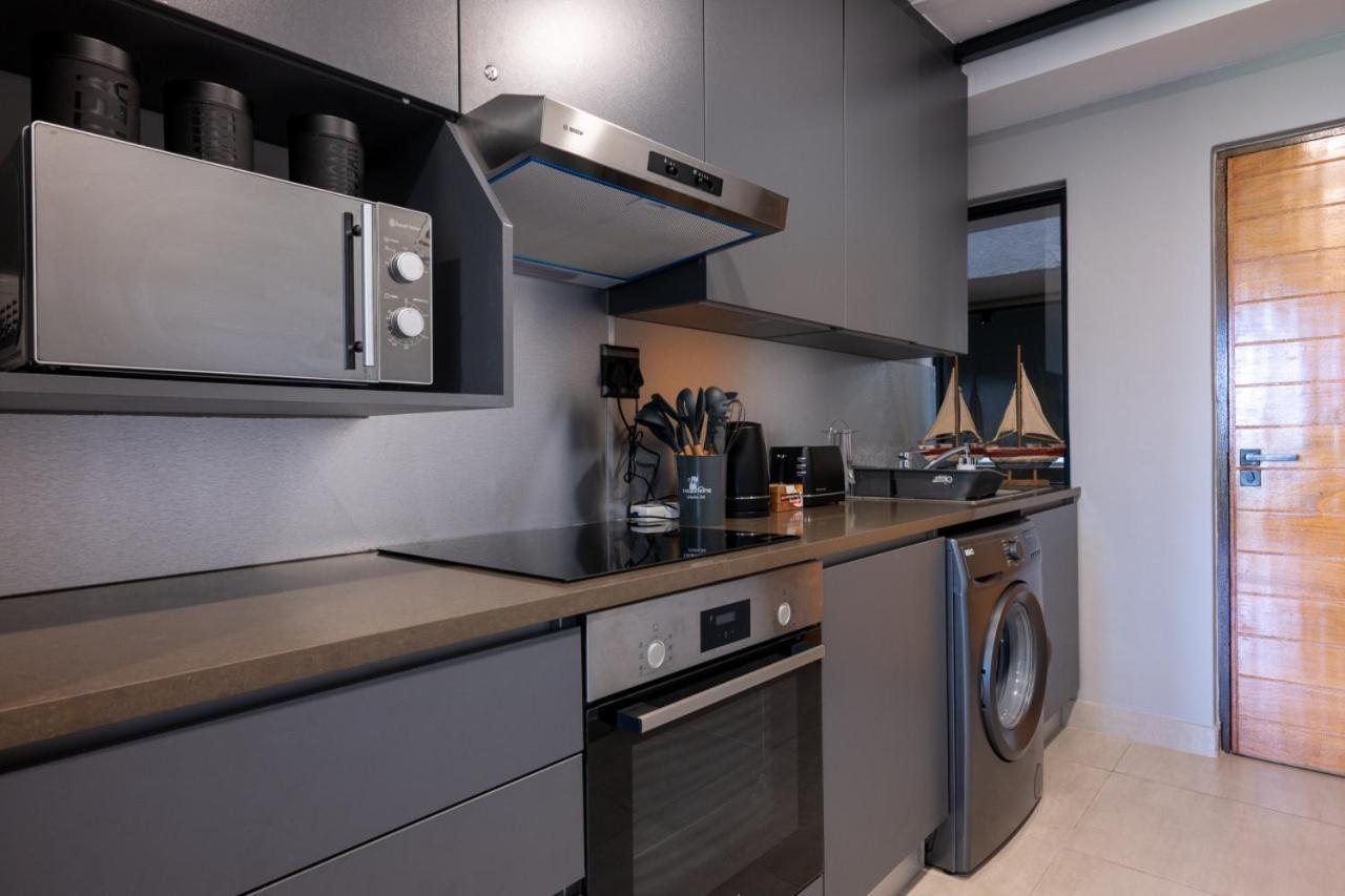 Lux Onyx 207 In Umhlanga Ridge Durban